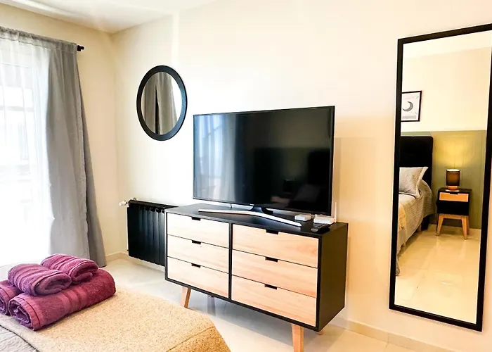 Studio Premium - Vista Lago - Cochera - Zona Centro